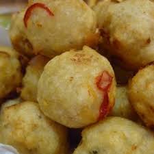 ➖2 cawan tepung gandum (2 cups of all purpose flour) ➖2 biji. Resepi Cucur Ikan Bilis Lembut Di Dalam Rangup Di Luar