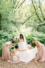 Bridal Party Camrose Hill Outdoor Wedding Venue And Florist Stillwater Minnesota In 2022 Outdoor Wedding Venues Outdoor Wedding Farm Wedding Venue