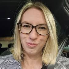 Elisa Carson (@elisacarson)