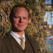 Robin Wahl's Instagram, Twitter & Facebook