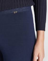 Regardless of what types of costumes and garments you want to make, these snakeskin print lycra fabric are fit for all types. Navy Blue Knit Wide Pants Woman Aw2020 Roberto Verino