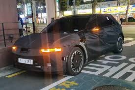 2grey has created various usp snackable videos in line with the global launch of ioniq5, which is the first start of hyundai motor's electric vehicle lineup. Hyundai Ioniq 5 Spied Inside Korean Car Blog