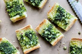Vegan Garlic Bread With Kale Pesto Recipe Vegan Dishes Food Recipes