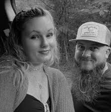 What are some good free spots to check out in Pigeon Forge?