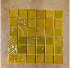 Gạch Mosaic Trang Trí Quán Bar Karaoke 30x30 Vàng Ô Vuông, gạch vỉ mosaic  30x30 ốp phòng karaoke, hồ bơi