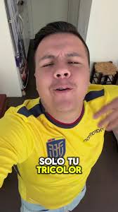 Desde todas partes apoyamos a nuesta seleccion. Gritemos todos juntos ...