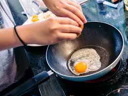 Hector joy explains whether dogs can eat cooked and raw eggs and whether they offer any health benefits. The Most Nutritious Way To Cook Eggs