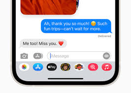 Apr 23, 2020 · text messages are among the commonest means of conversation in today's world. Ios 15 How To Reply To Messages From Lock Screen On Iphone
