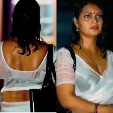 Malvikatomar 🥵 malvikatomar hot ullu aunty auntie webseries porn  sexvideo hotactress UlluActress trending trendingnow