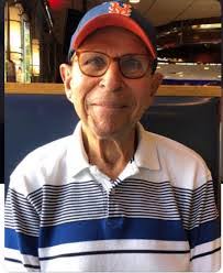 Elizabeth Edes's Instagram, Twitter & Facebook