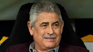 I didn't sign alone, said the former president of the 'eagles', according to a source close to vieira. Portugal Orders House Arrest For Benfica Football Club President Bbc News