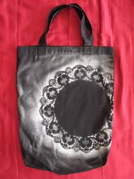 spray painted tote bag blogged here http chio posterous com canvas bag painted tote tote bag