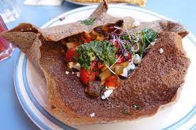 crepe oder galette oder am besten gleich beides seit einem jahr hat die kuchencrew vom holzschopf restaurant welches wir alle ve in 2020 pilzcreme rotkraut endivien