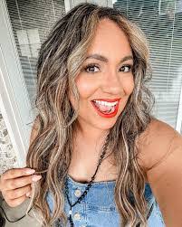 Nicole Nieves's Instagram, Twitter & Facebook