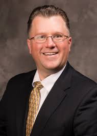 Scott Giles's Instagram, Twitter & Facebook