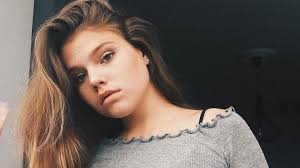 Create good names for games, profiles, brands or social networks. Social Media Star Faye Montana Spricht Uber Den Fruhen Tod Ihres Vaters