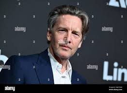 Andrew mccarthy hi-res stock photography and images