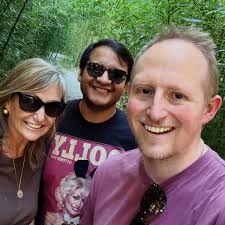 Merry [belated] Christmas to all of our friends and family out there! Since  we didn't get around to Christmas cards this year, we hope you enjoy a  glimpse of what this holiday