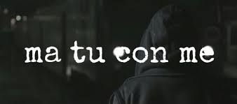 Fatti l'uno per l'altra, credici (credici) tu con i soldi, io con i debiti (tu con i soldi, io con i debiti) non eri bella normale ma di quella bellezza che abbaglia. I M In Love Sono Innamorato