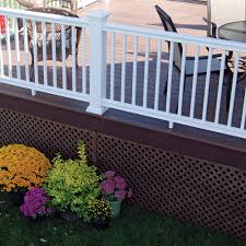 Lattice is a quick and easy way to finish off decks and crawl spaces or create privacy. Heavy Duty Plastic Lattice Yard Accents Freedom Outdoor Living For Lowes