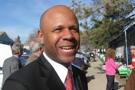 Ira Combs's Instagram, Twitter & Facebook