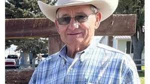 Hitt, Dennis Charles "Butch"