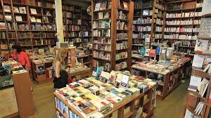Epingle Sur Bookshop Bouquinistes Et Librairies