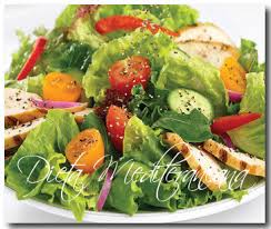 4 salate care te ajuta sa slabesti rapid si iti regleaza digestia. Salata Mediteraneana De Vara Cu Piept De Pui La Gratar Dieta Mediteraneana