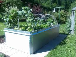 Rankhilfe Fur Gurken Hochbeet Com In 2020 Rankhilfe Gurken Rankhilfe Gurkengitter