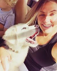 How is your pyrenees with new people?