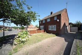 Check spelling or type a new query. 2 Bedroom Houses For Sale In Luton