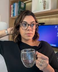 Carla Fraga's Instagram, Twitter & Facebook