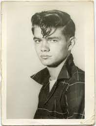 Pin By Ponyboy Curtis On The Good Old 1950s And Early 1960s Pins 1950s Hairstyles Long Hair Styles Men Greaser Hair