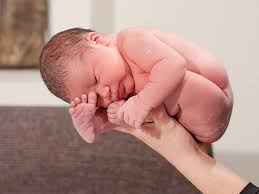 Most infants will lose some or all of their hair in the first six months after they're born. How Fast Does Baby Hair Grow In Womb Newborn First Cut Lewigs