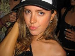 Alexis Mcgovern's Instagram, Twitter & Facebook