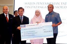 Dia bertanggungjawab atas seluruh pengurusan serta juga kepada lembaga pengarahnya untuk prestasi. Sponsorship To Yayasan Kebajikan Negara Permodalan Darul Ta Zim