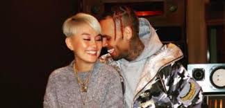 Karreuche tran (chris browns girlfriend) making fun of rihanna in a sad attempt of a barbados accent. People Think Chris Brown Has A New Girlfriend Fans Can T Handle It Capital Xtra