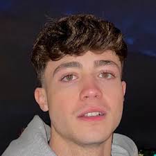 Juan Pérez (TikTok Star)