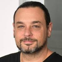 90+ "Dwight" profiles