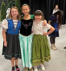 Frozen JR Hits the Stage This Weekend at Carlisle High School's Auditorium 