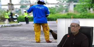 Ceramah ustaz abdul basit bhg 2. Kisah Tukang Sapu Dbkl Berbasikal Tua Berhati Mulia