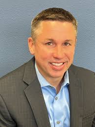 Scott Feit's Instagram, Twitter & Facebook