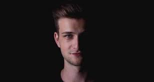 Mixing & Mastering Engineers, Producers & Songwriters who worked with Sterling  Fox