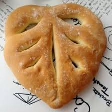 Fougasse Delicate French Bread Shaped Like A Leaf In Spanish Food Fougasse Recipe Festive Bread
