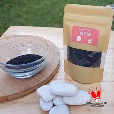 Biji selasih sendiri berasal dari tanaman yang bernama latin ocimum basillicum atau basil. Biji Selasih Harga Terbaru Agustus 2021 Gratis Ongkir Blibli