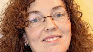 BURGSINN: Anja Schneider und Margit Heid führen Cäcilia