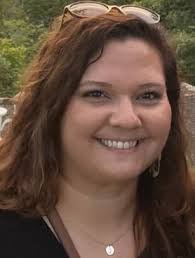 Amy Compton's Instagram, Twitter & Facebook