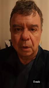 Enfim só, ...quando acordei , pincei a bala, e puxei com energia, voltou a  luz, e já vem poesia, #pinça #bala #fim #enfim #poesia, #luizinholopes  #livramento