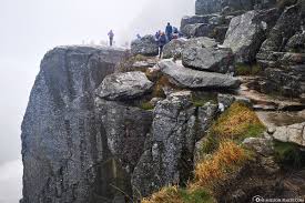Met een lengte van ruim 100 kilometer, elf haarspeldbochten en een gemiddelde stijging van 9 procent. Stavanger Unsere Wanderung Zum Preikestolen Norwegen