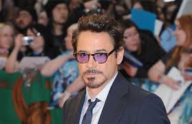 Downey made his screen debut at the age of 5 when he appeared in one of his father's films, pound (1970), and has worked consistently in film and television ever since. Robert Downey Jr Will Keinen Oscar Fur Iron Man